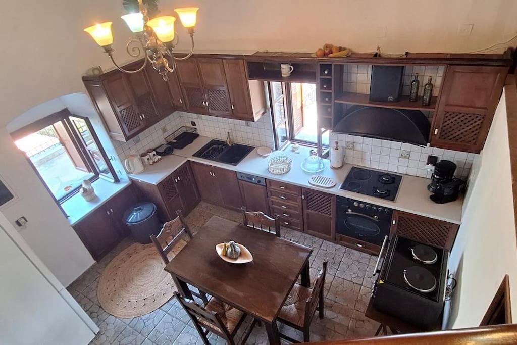 Villa Kitta Vouterakou Family Towerhouse Koita