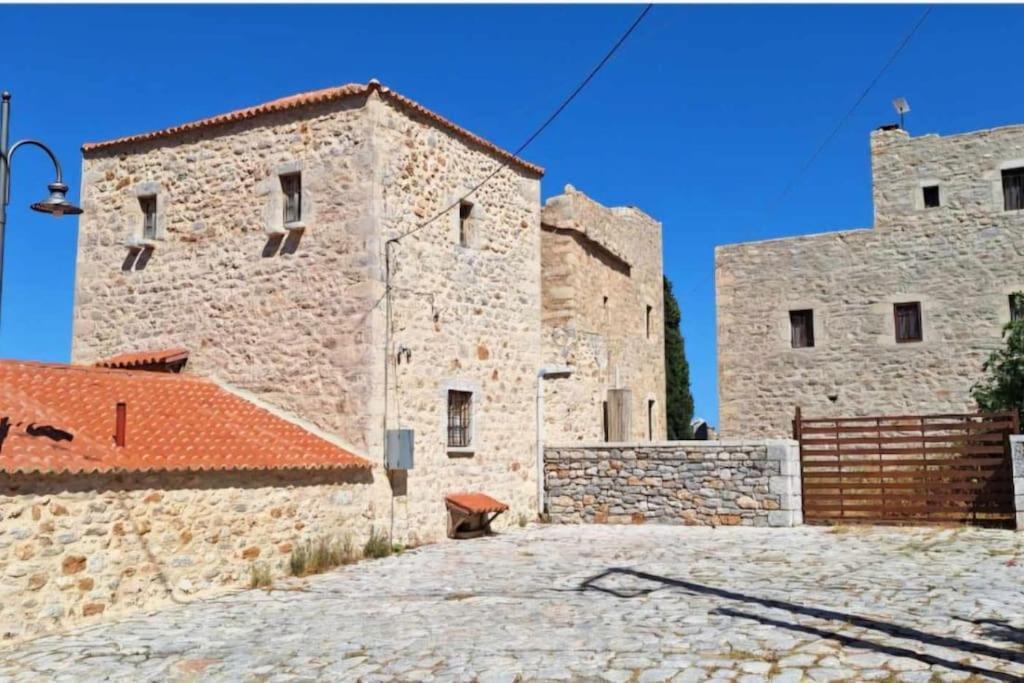 Villa Kitta Vouterakou Family Towerhouse *