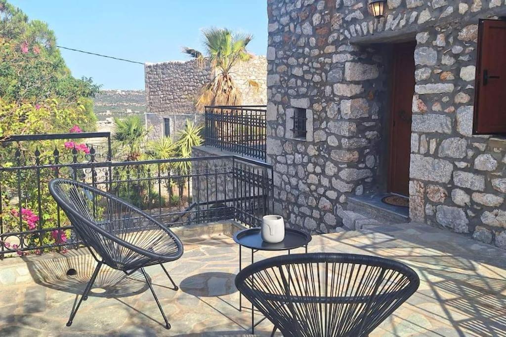 Kitta Vouterakou Family Towerhouse Villa