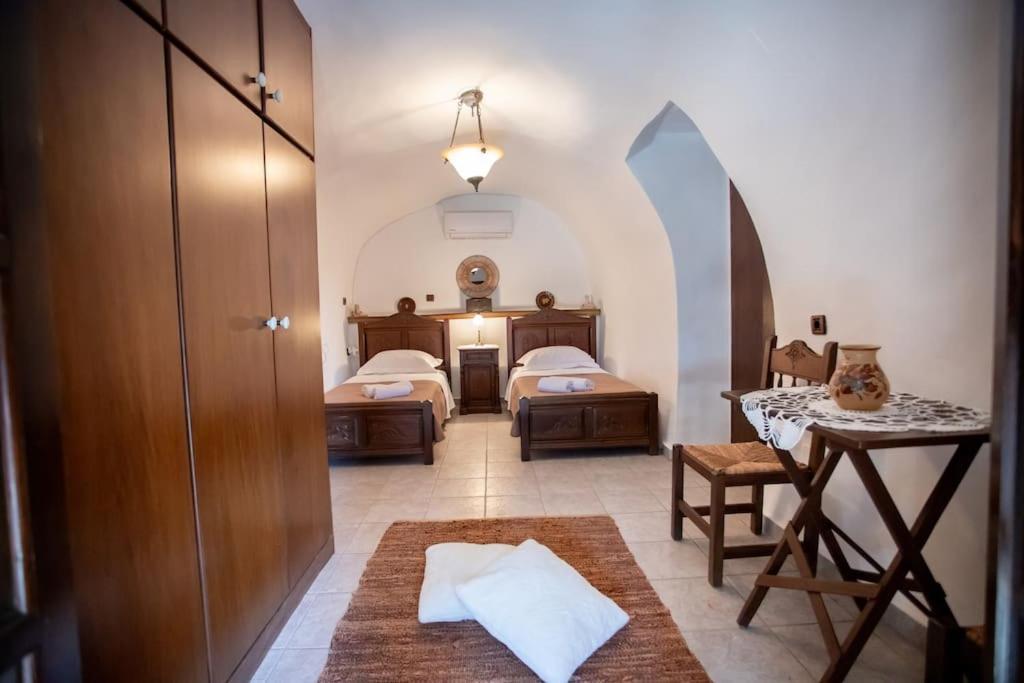 Villa Kitta Vouterakou Family Towerhouse *